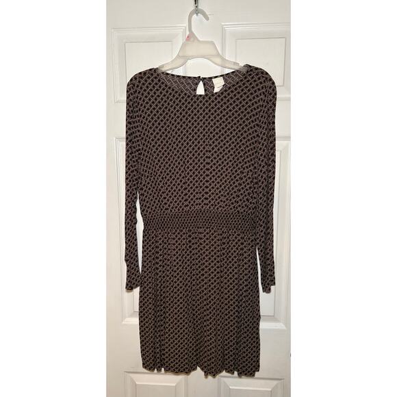 H&M Dresses & Skirts - H&M patterned dress elastic waist size small
